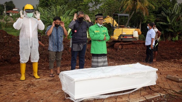 Waspada! Angka Kematian COVID di Tangerang Selatan Meningkat