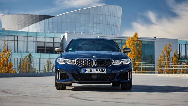 Desain kidney grill BMW dari masa ke masa