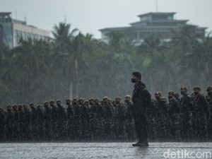 50 Ribu Personel TNI-Polri Dikerahkan Kawal PPKM Darurat