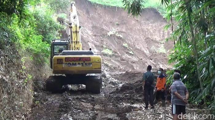 longsor di tulungagung