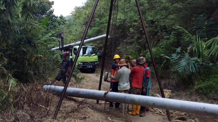 Pembangunan Jaringan Listrik di Kabupaten Sukabumi