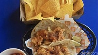 Taco Local cocok bagi kamu yang sedang bosan dengan makanan itu-itu saja. Kisaran harga makanan di sini juga masih terjangkau, ramah di kantong dan pastinya tempatnya nyaman untuk dikunjungi. Foto: detikFood