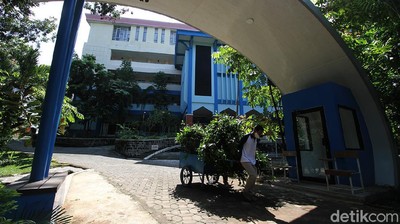 Tiga Dosen Meninggal Gegara COVID-19, Kampus UNS Solo Lockdown