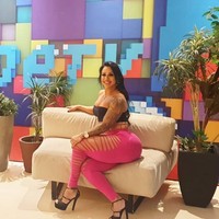 Aku terkenal karena bokongku. Ini terbesar di Brazil. Jadi wajar jika aku mengasuransikannya, ujar Vanessa, seperti dikutip The Sun.Foto: dok. Instagram/@byvanessaataidess