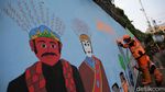 Warna-warni Mural Sambut HUT DKI Jakarta Ke-494