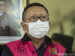 MAKI Laporkan Kasus Pemalsuan Paspor Buron Adelin Lis ke Kejagung
