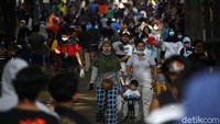 Anies menegaskan warga tak boleh membuat kerumunan di Jakarta. Dia mengatakan kerumunan warga di atas lima orang akan dibubarkan. Rengga Sancaya/detikcom.