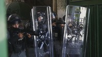 Bulan Sabit Merah Palestina dalam pernyataannya menyebut sembilan orang mengalami luka-luka dalam bentrokan tersebut, dengan luka-luka akibat pemukulan, peluru karet dan bom suara. Tiga orang di antaranya harus menjalani perawatan medis di rumah sakit setempat.