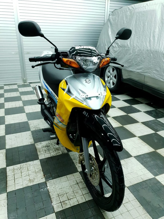 Restorasi Suzuki Satria R LSC