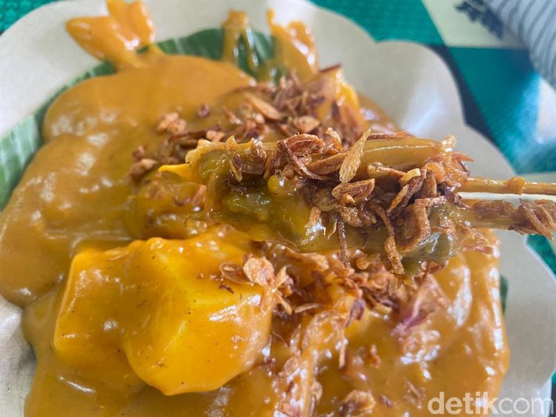 Takana Juo, Sate Padang Pariaman yang Eksis Lezatnya Sejak 1979 Takana Juo, Sate Padang Pariaman yang Eksis Lezatnya Sejak 1979