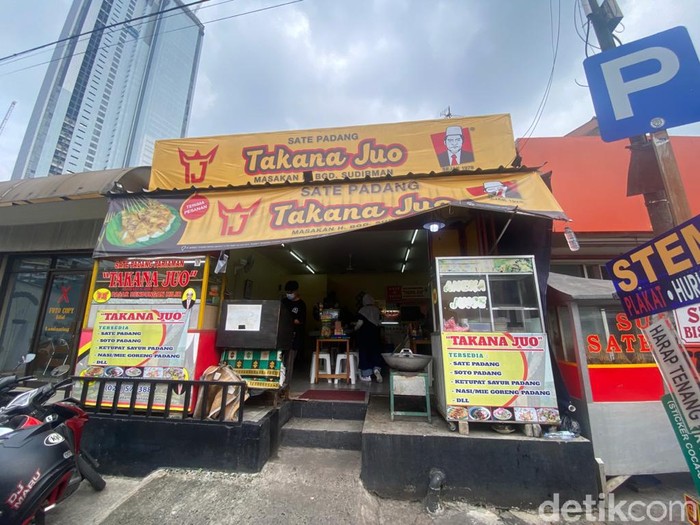 Takana Juo, Sate Padang Pariaman yang Eksis Lezatnya Sejak 1979 Takana Juo, Sate Padang Pariaman yang Eksis Lezatnya Sejak 1979