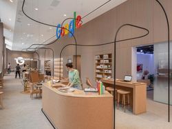 Melihat Isi Toko Pertama Google yang Mirip Apple Store
