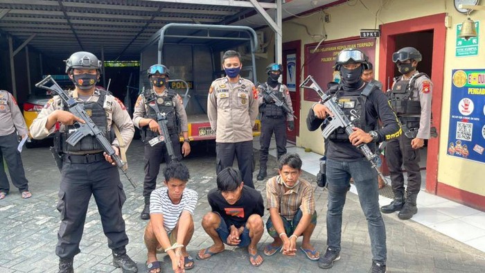 3 preman berkedok polisi di Makassar ditangkap