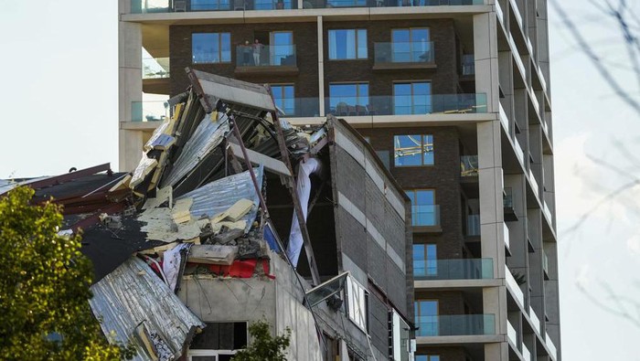 Bangunan sekolah di Belgia tiba-tiba runtuh