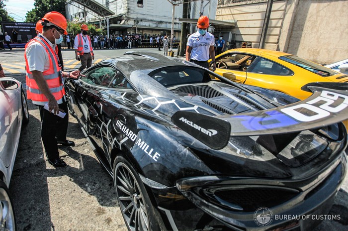 Bentley Hingga McLaren, Ini Mobil Selundupan yang Dimusnahkan Bea Cukai Filipina Bentley Hingga McLaren, Ini Mobil Selundupan yang Dimusnahkan Bea Cukai Filipina
