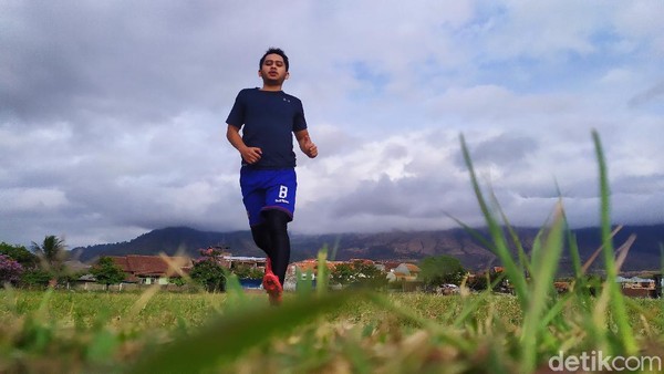 Foto Lapangan Bola Rancabango: Pemandangan Top, Ada Pemandian Air Panas