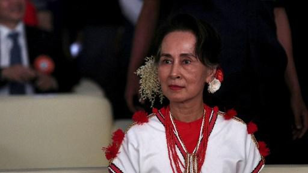 Aung San Suu Kyi Dibui 4 Tahun Atas Impor Walkie-talkie Ilegal