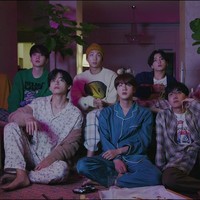 Rumah markas BTS rupanya juga berada di Hannam. Rumah yang telah mereka tinggali sejak 2017 ini juga pernah menjadi lokasi syuting video klip Life Goes On. Foto: Dok. Instagram/YouTube