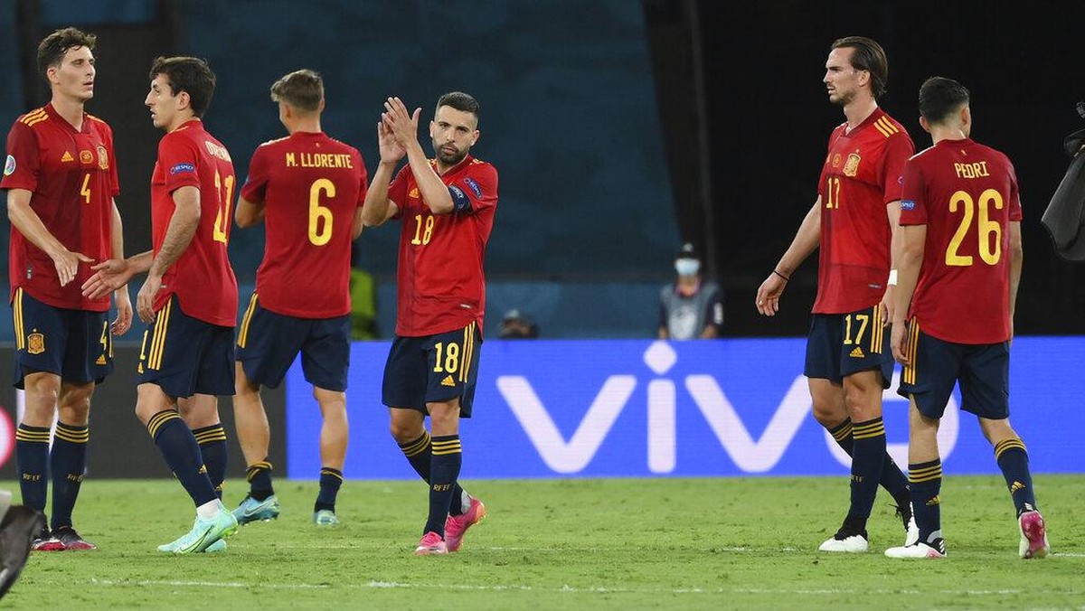Slovakia vs Spanyol: Tim Matador dijagokan menang 2-0. ( Foto: AP/Lluis Gene)
