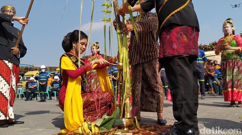 Tradisi Manten Tebu di Blitar Tradisi Manten Tebu di Blitar