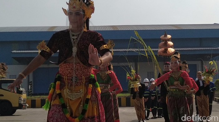 Tradisi Manten Tebu di Blitar