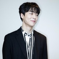 Aktor kelahiran 4 April 1998 ini merupakan lulusan Institut Seni Seoul jurusan Akting. Kampus bergengsi itu telah melahirkan sejumlah aktor ternama seperti Park Seo Joon dan Jo Jung Suk. Foto: dok. Instagram inhyuk_bb