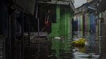 Banjir Rendam Kawasan Kacapiring Bandung