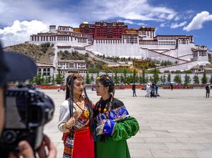 Maroko Negara Pertama yang Tolak Turis China