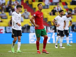 Portugal ditaklukkan Jerman 2-4 di lanjutan Euro 2020. Hal itu membuat langkah Portugal makin berat ke babak selanjutnya (Getty Images/Alexander Hassenstein)