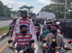 Ini 3 Tuntutan Warga Madura yang Demo di Balai Kota Surabaya
