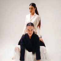 Eva, pemain Pendekar Tongkat Emas yang sering didaulat sebagai model pemotretan hingga bintang video klip ini pun tak kalah fierce dalam bergaya dan berekspresi. Foto: Instagram @evacelia