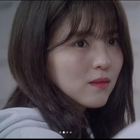 Han So Hee berperan sebagai Yoo Na-bi dalam drama Nevertheless yang tayang perdana pada Sabtu, 19 Juli 2021 di JTBC. Penonton Indonesia dapat menonton akting Han So Hee di Nevertheless melalui aplikasi Netflix. Foto: Dok. JTBCDrama