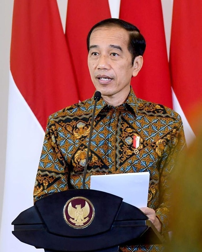 Hari Ulang Tahun Jokowi, Intip Momen Blusukannya Belanja Buah di Pasar Hari Ulang Tahun Jokowi, Intip Momen Blusukannya Belanja Buah di Pasar