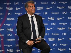 Suporter Protes Kepergian Messi, Laporta Disebut Pengkhianat