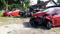 Saat ini kendaraan yang terlibat kecelakaan telah dievakuasi ke Mako Satlantas Polres Boyolali. Kecelakaan yang melibatkan 4 kendaraan tersebut menewaskan 2 orang tewas dan 2 lainnya luka-luka.