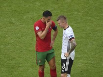 Cara Toni Kroos Motivasi Pemain Muda di Akademinya, Singgung Nama Ronaldo