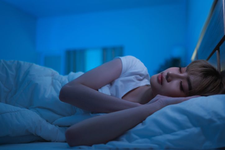 8 Makanan dan Minuman yang Bikin Kamu Tidur Nyenyak