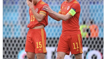 Catat rekor pemain termuda yang mendapatkan kartu merah di perhelatan Euro. Foto: Internet