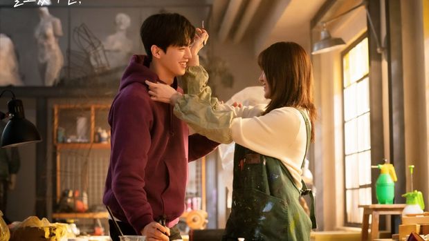 Momen Mesra Song Kang dan Han So Hee
