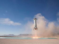 Wujud Roket Orang Terkaya yang Disebut Mirip Kelamin