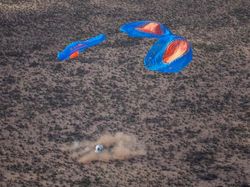 Wujud Roket Orang Terkaya yang Disebut Mirip Kelamin