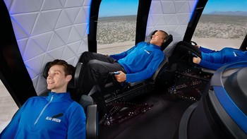 Bagian dalam kapsul Blue Origin yang cukup nyaman. Foto: Blue Origin