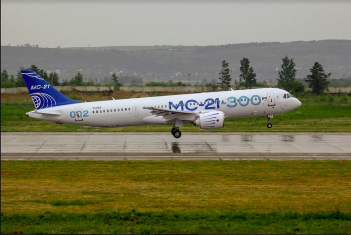 Peswat Irkut MC-21buatan Rusia Peswat Irkut MC-21buatan Rusia