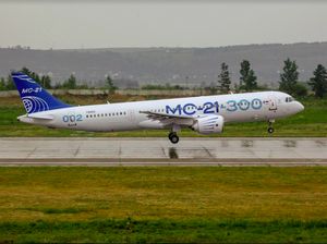 Boeing dan Airbus Killer Ini Disapa Irkut MC-21