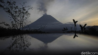Potret Ciamik Gunung Merapi di Pagi Hari