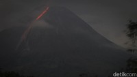 Berdasarkan pengamatan BPPTKG, pada pukul 18.00 WIB tanggal 20 Juni 2021 hingga pukul 06.00 WIB tanggal 21 Juni 2021 Gunung Merapi mengeluarkan lava pijar sebanyak 22 kali