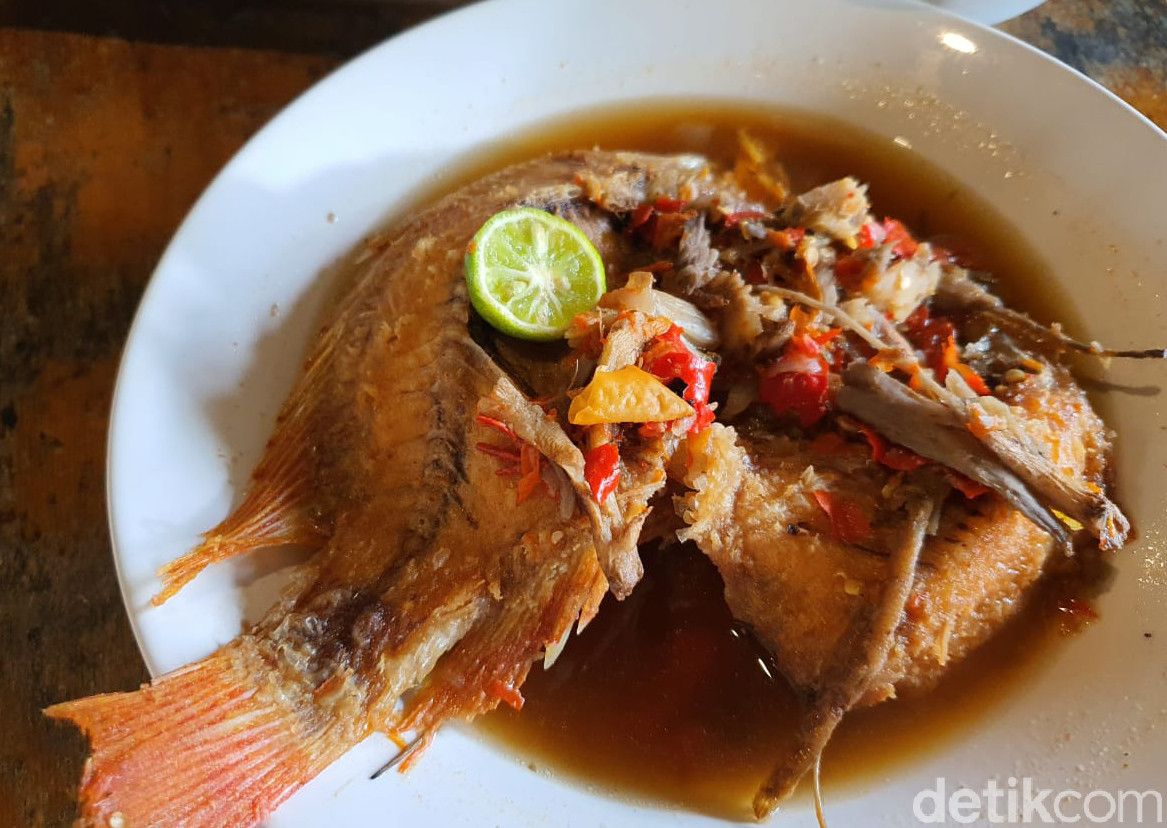 5 Warung Makan di Tengah Hutan Penuh Makanan Enak Murah Meriah