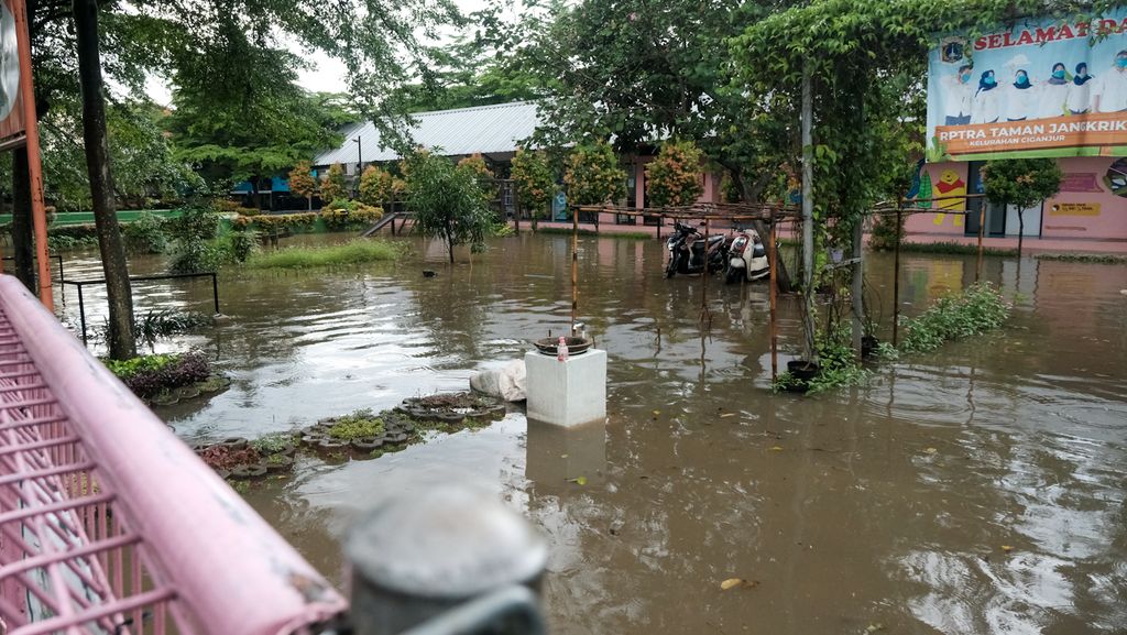 RPTRA Taman Jangkrik Jaksel Terendam (Foto: Andhika/detikcom)