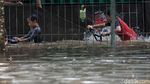 RPTRA Taman Jangkrik Terendam Imbas Hujan Deras