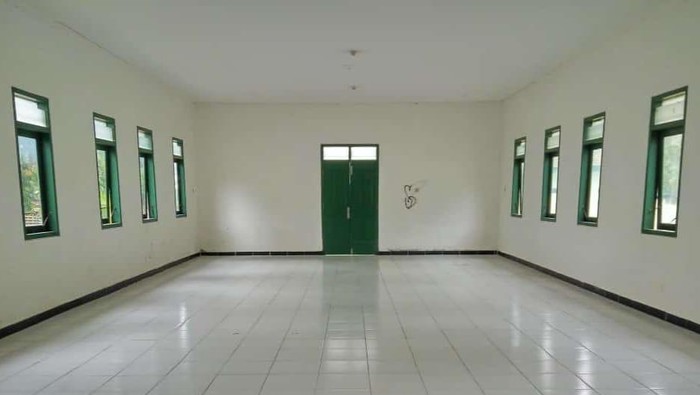 Rumah Isolasi COVID-19 di Lamongan manfaatkan Barak Yon Zipur Babat